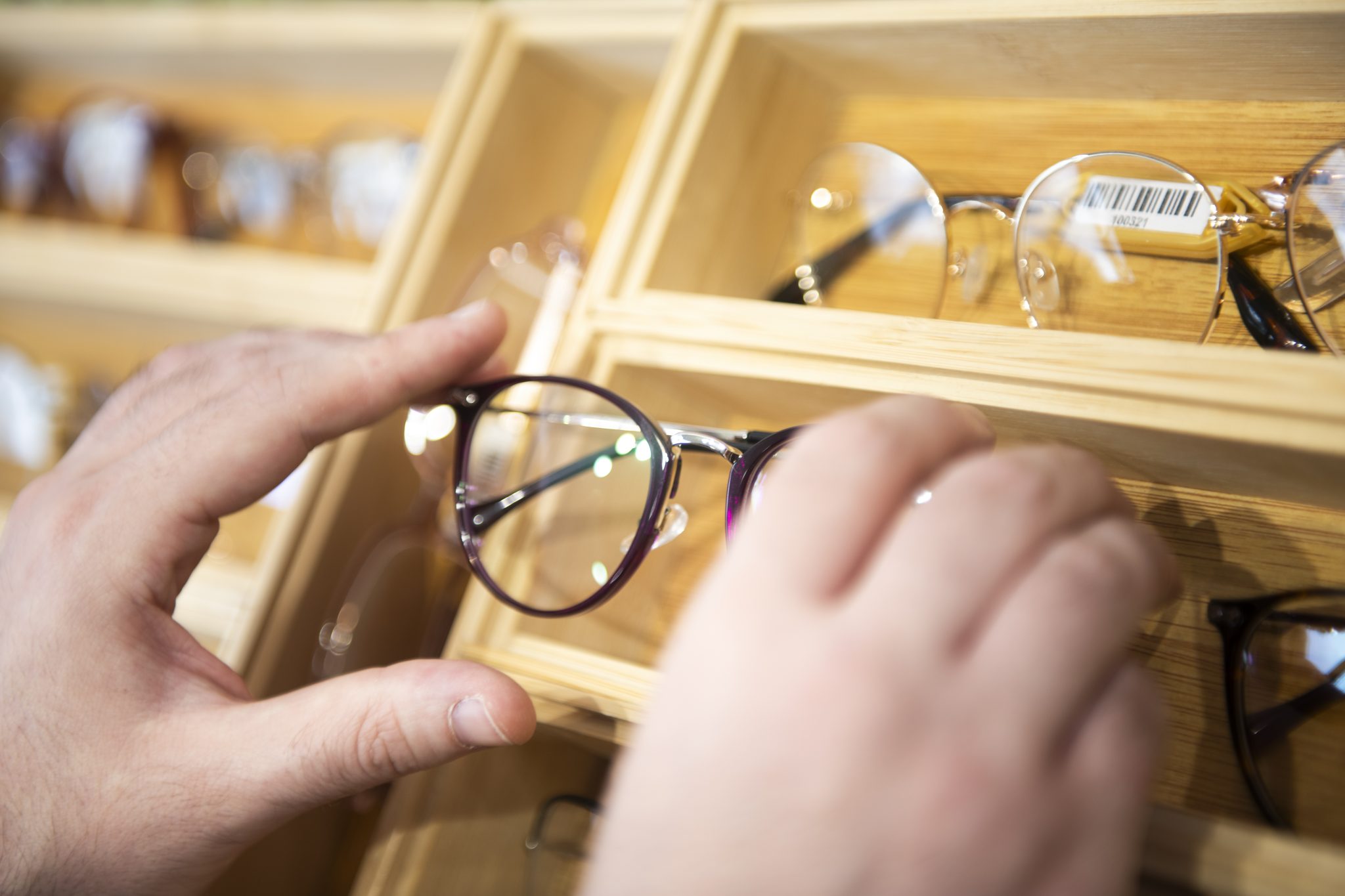 présentation lunettes opti'shop opticien ethique - opticien responsable